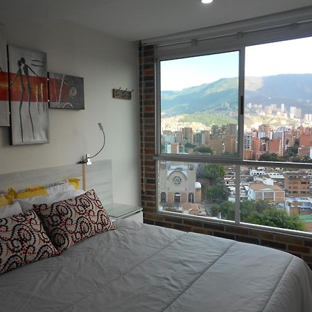 San Peter Suites Medellín Zewnętrze zdjęcie