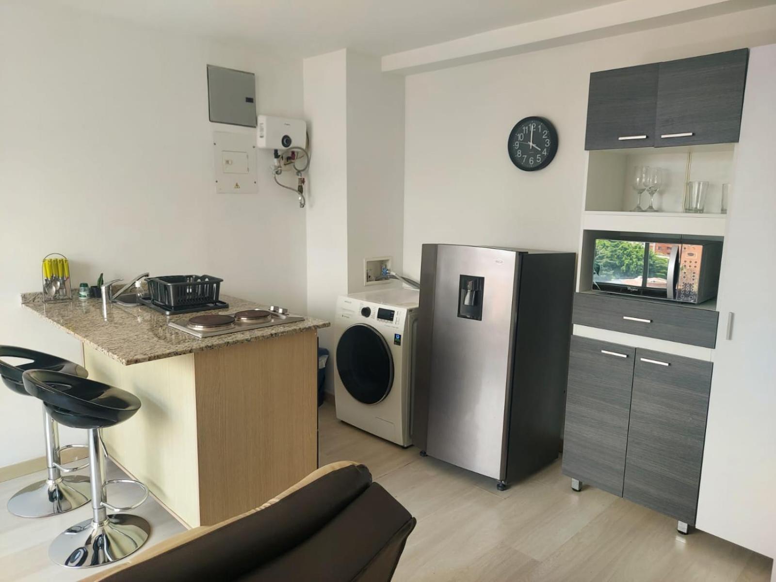 San Peter Suites Medellín Zewnętrze zdjęcie