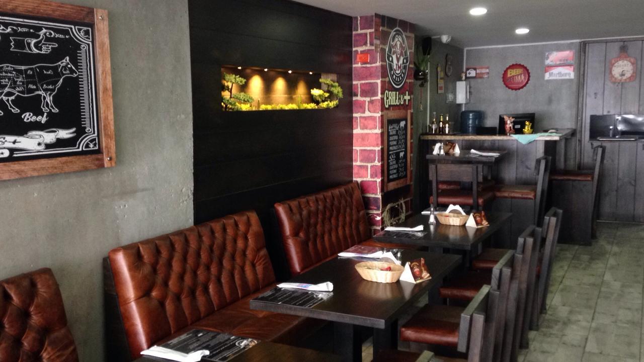 San Peter Suites Medellín Zewnętrze zdjęcie
