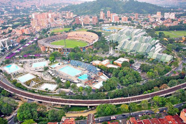 San Peter Suites Medellín Zewnętrze zdjęcie